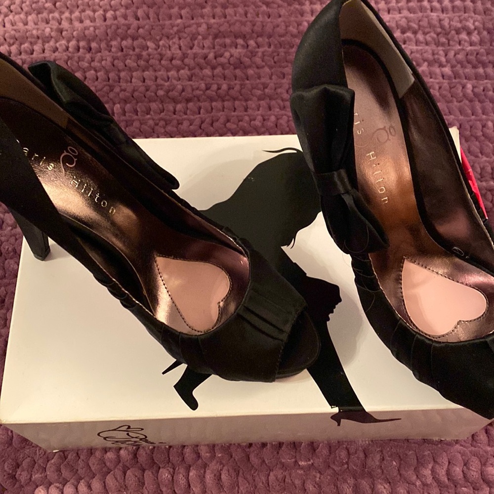 Paris Hilton satin bow heels never worn. Size 7.5